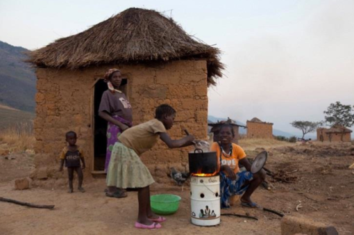  A highlight of the year was delivering 80 fuel efficient stoves to the community at Kanjonde.